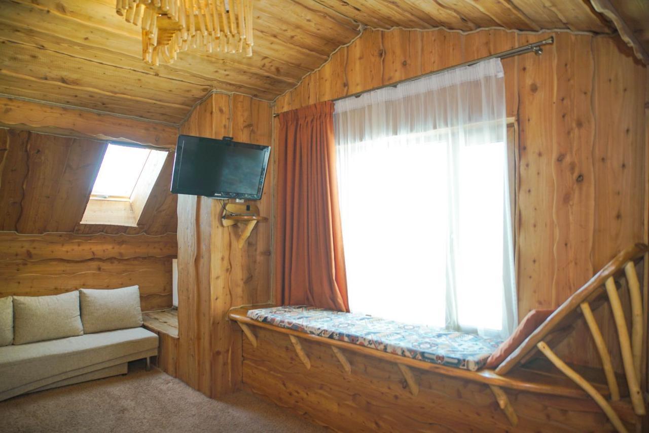 Stara Pravda Hotel - Vykrutasy Μπούκοβελ Εξωτερικό φωτογραφία